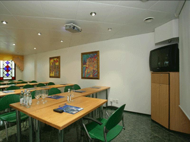 Hestia Hotel Susi Tallinn Exteriör bild