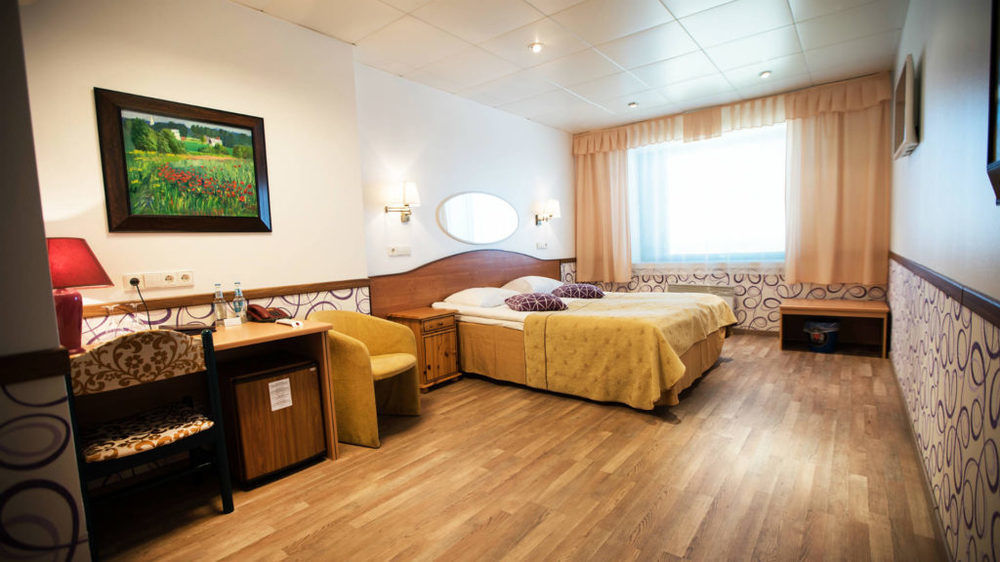 Hestia Hotel Susi Tallinn Exteriör bild